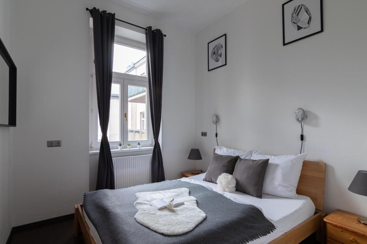 Vienna Central Station Accommodation Екстер'єр фото